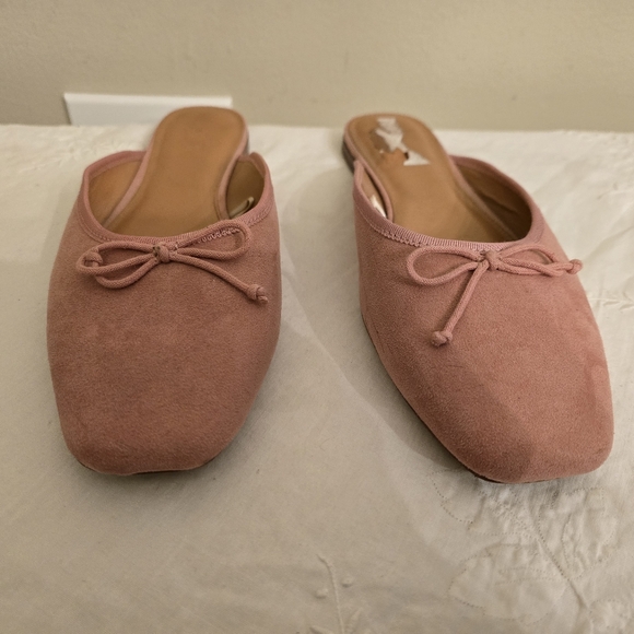 J. Crew Dusty Rose Suede Like Slip-On Ballet Mules Size 9 - Picture 2 of 7